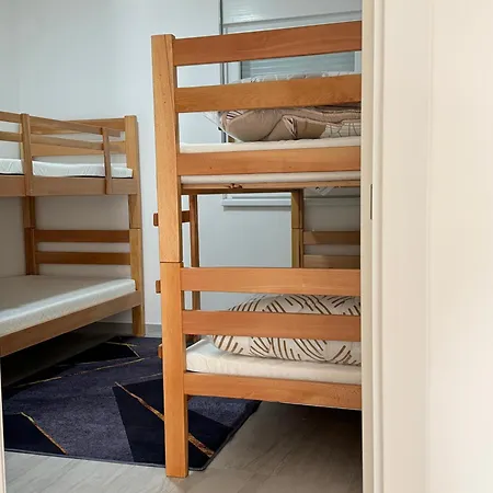 Belgrade Airport Single Bed Hostel *